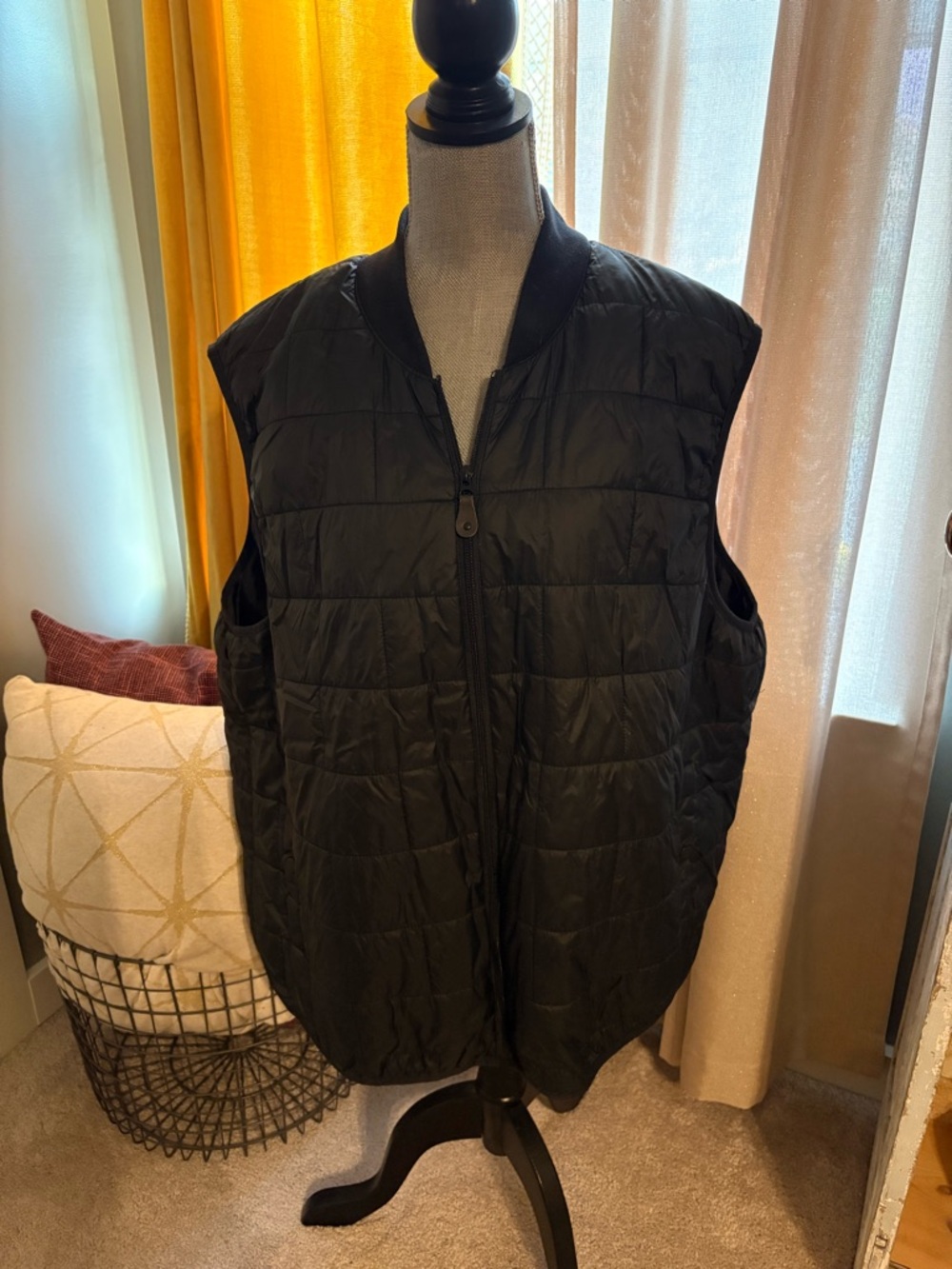 Goodfellow & Co Black Quilted Zip-Front Puffer Vest